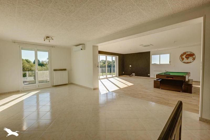 Vente Maison STE FEREOLE - 7 pièces -230 m² - (19270)