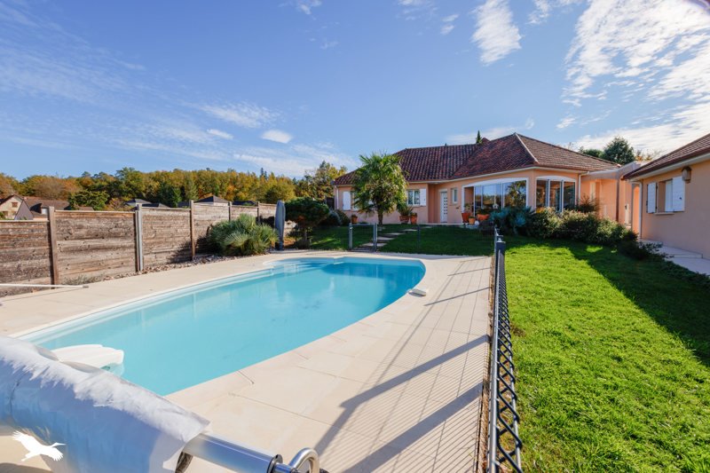 Vente Maison COSNAC - 4 pièces -134 m² - (19360)