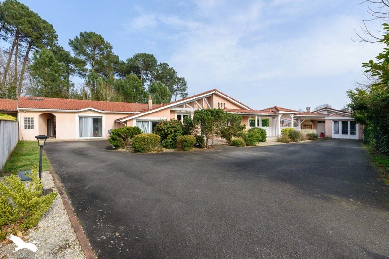 Vente Maison MONT DE MARSAN - 7 pièces -160 m² - (40000)