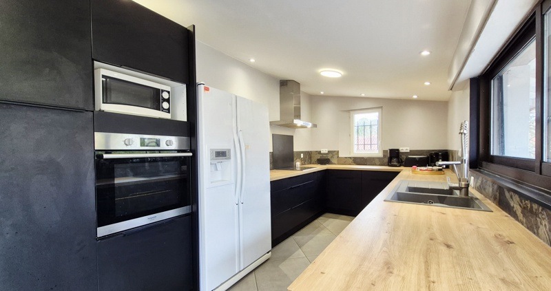 Vente Maison MONT DE MARSAN - 10 pièces -180 m² - (40000)