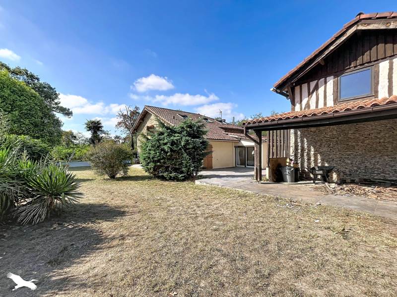 Vente Maison Saint-Cricq-Villeneuve - 6 pièces -183 m² - (40190)