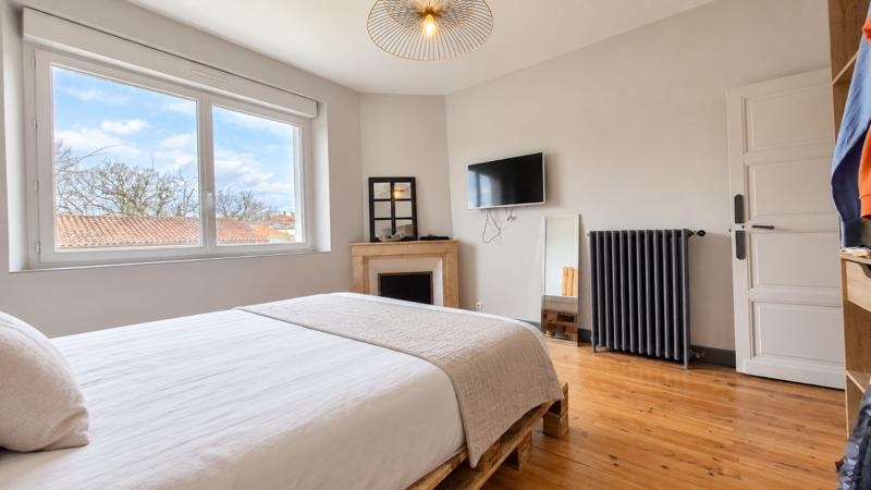 Vente Maison Mont-de-Marsan - 8 pièces -180 m² - (40000)
