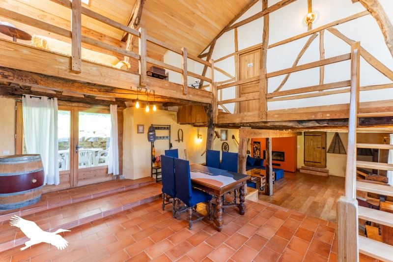 Vente Maison MILHAS - 6 pièces -204 m² - (31160)