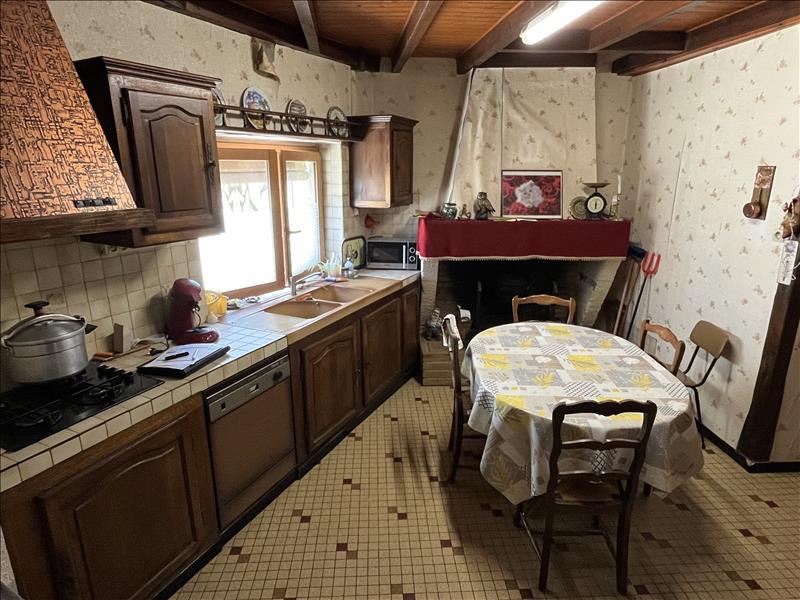 Vente Maison GENSAC - 7 pièces -220 m² - (33890)