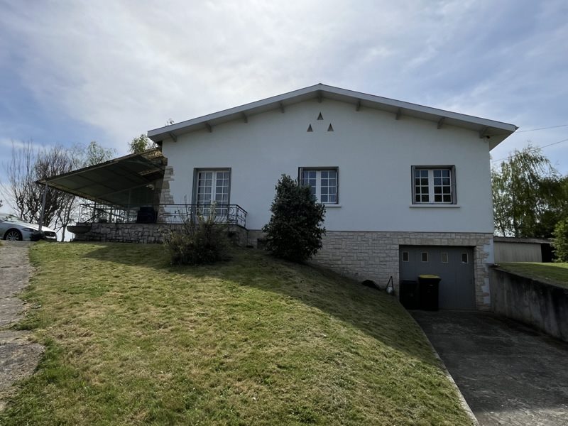 Vente Maison GENSAC - 4 pièces -92 m² - (33890)