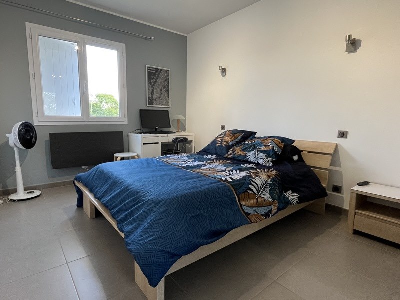 Vente Maison ST MAGNE DE CASTILLON - 6 pièces -189 m² - (33350)