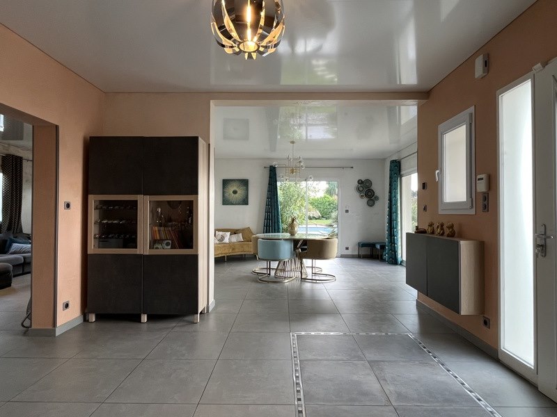 Vente Maison ST MAGNE DE CASTILLON - 6 pièces -189 m² - (33350)