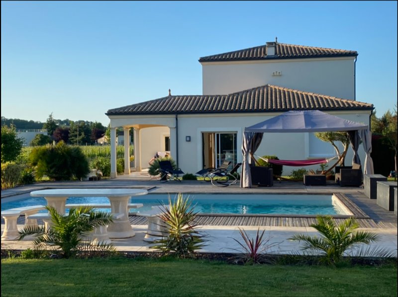 Vente Maison ST MAGNE DE CASTILLON - 6 pièces -189 m² - (33350)