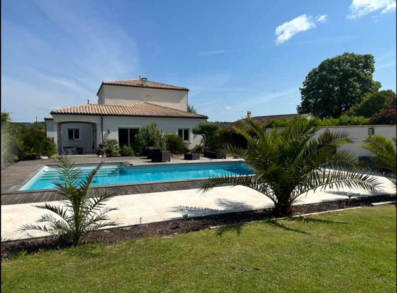 Vente Maison ST MAGNE DE CASTILLON - 6 pièces -189 m² - (33350)