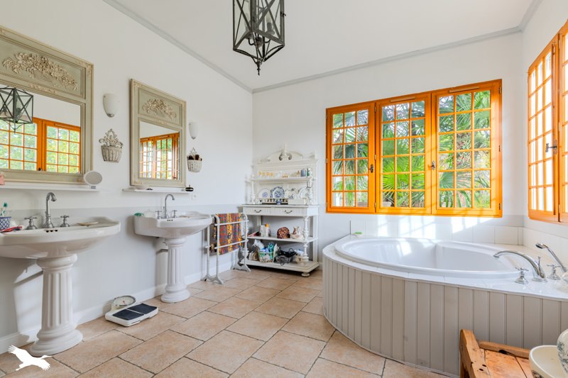 Vente Maison MONTCARET - 4 pièces -175 m² - (24230)