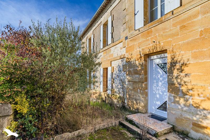 Vente Maison STE COLOMBE - 7 pièces -177 m² - (33350)