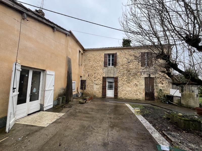 Vente Maison ST PEY DE CASTETS - 5 pièces -150 m² - (33350)