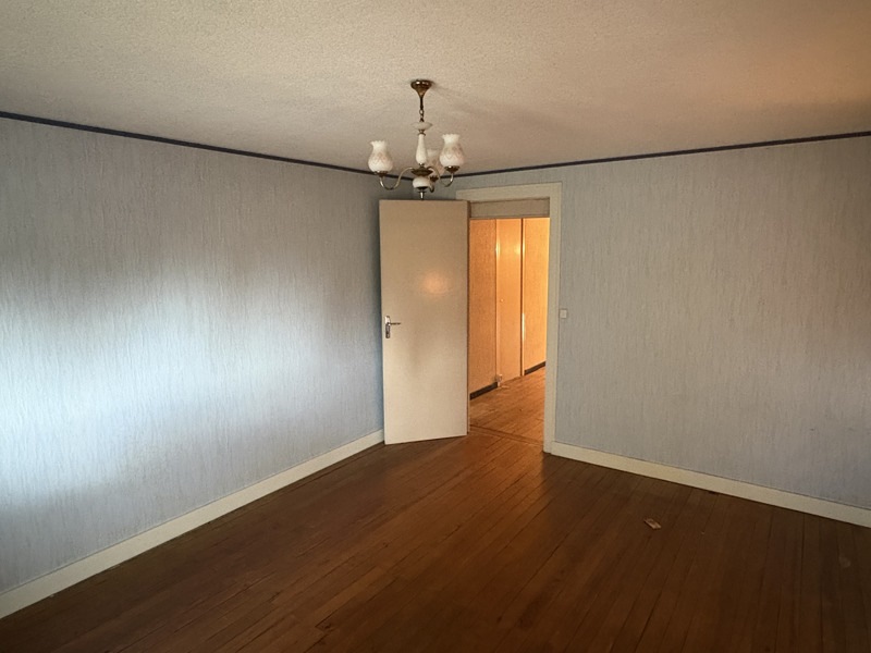 Vente Maison ST MAGNE DE CASTILLON - 5 pièces -110 m² - (33350)