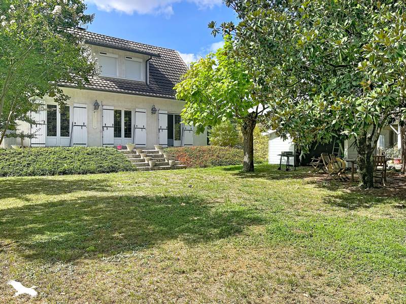 Vente Maison ST MAGNE DE CASTILLON - 6 pièces -147 m² - (33350)
