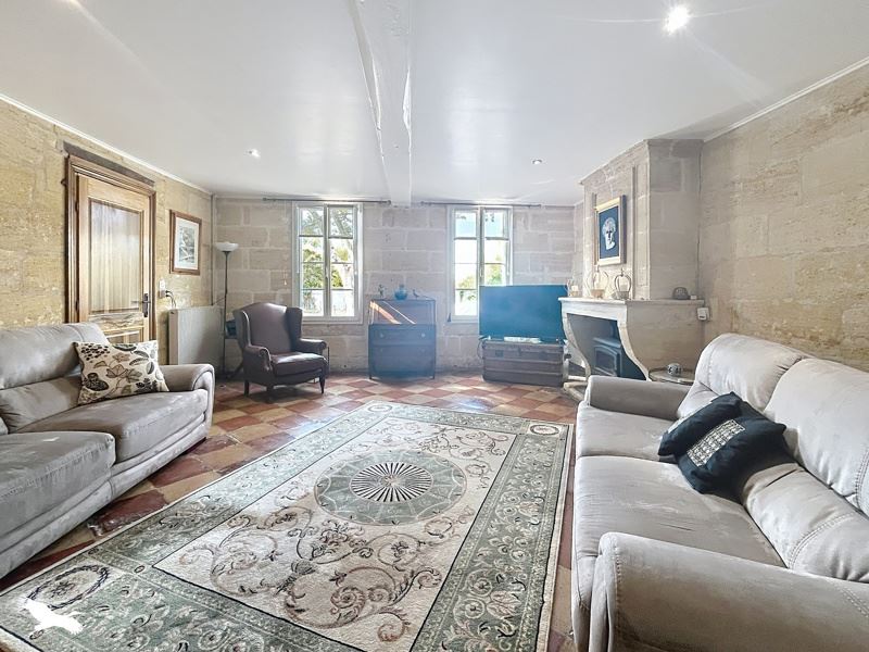 Vente Maison Sainte-Terre - 6 pièces -298 m² - (33350)