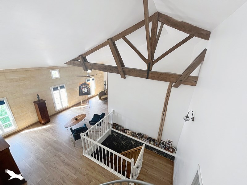 Vente Maison Sainte-Terre - 6 pièces -298 m² - (33350)