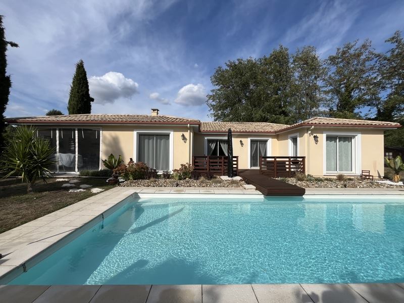 Vente Maison Montcaret - 5 pièces -123 m² - (24230)