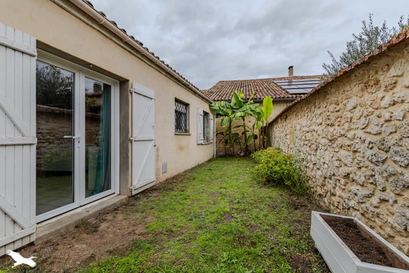 Vente Maison Flaujagues - 5 pièces -135 m² - (33350)