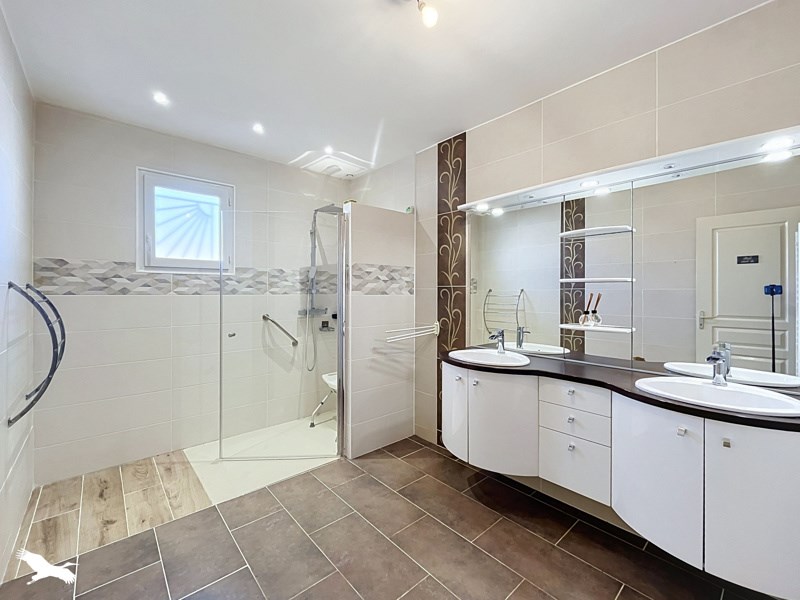 Vente Maison Saint-Michel-de-Montaigne - 5 pièces -147 m² - (24230)