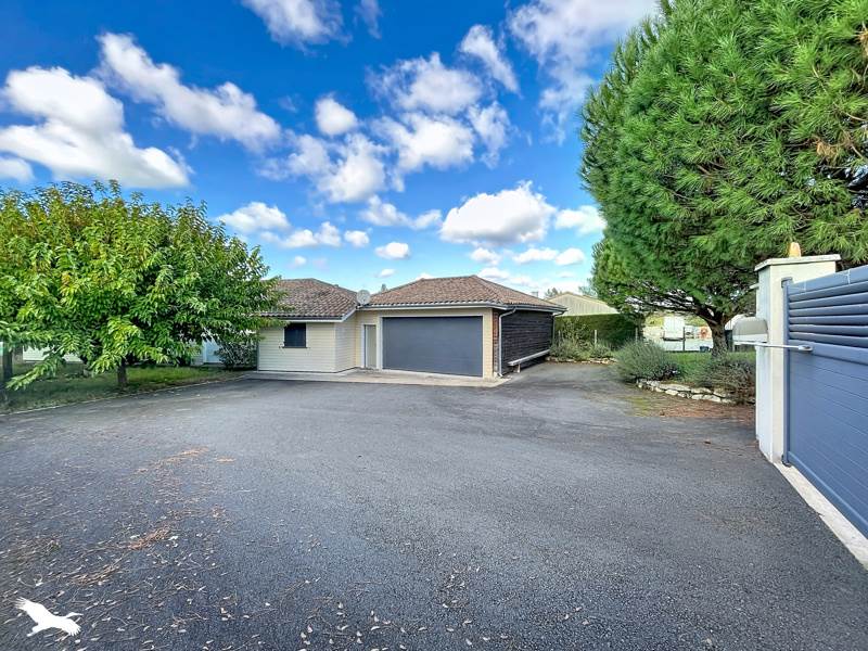 Vente Maison Saint-Michel-de-Montaigne - 5 pièces -147 m² - (24230)