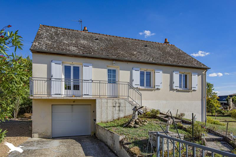 Maison 6 pièces 111 m² · à Savigny-en-Véron · 111 m² · 183 900 €