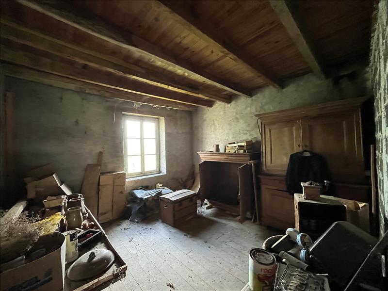 Vente Maison JOUILLAT - 3 pièces -81 m² - (23220)