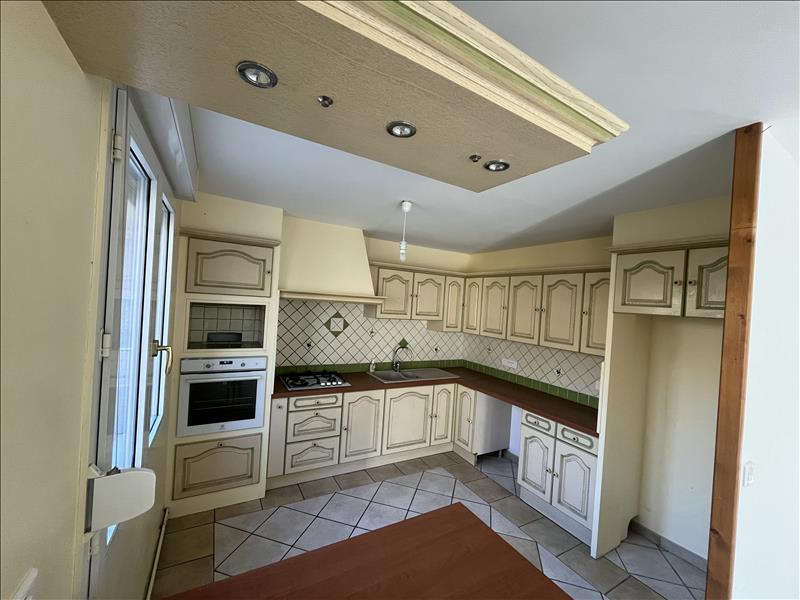 Vente Maison GUERET - 5 pièces -106 m² - (23000)