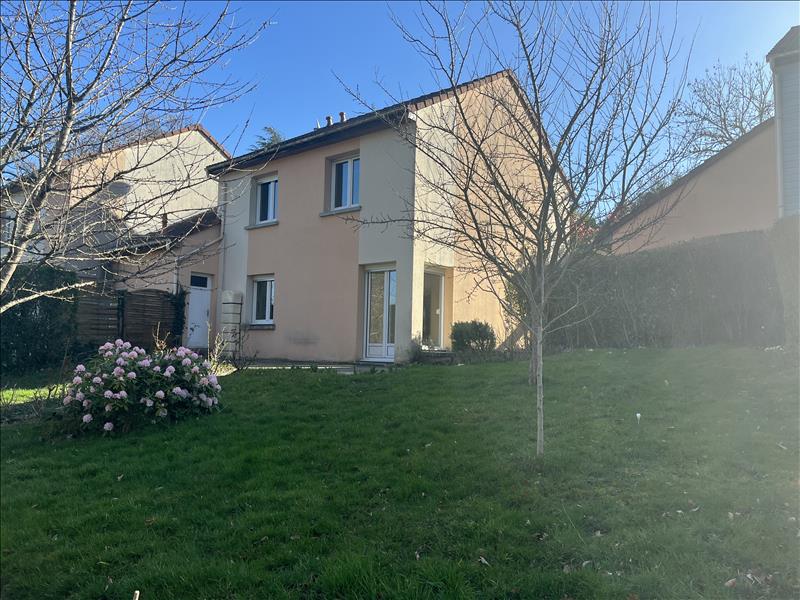Vente Maison GUERET - 5 pièces -106 m² - (23000)