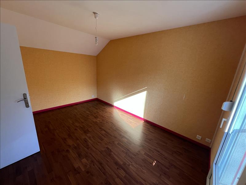 Vente Maison GUERET - 5 pièces -106 m² - (23000)