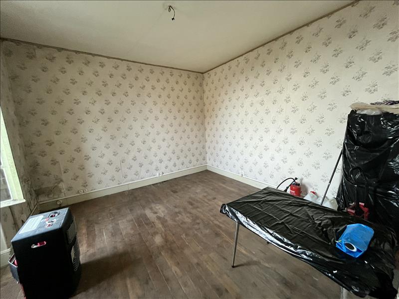 Vente Maison GUERET - 5 pièces -122 m² - (23000)