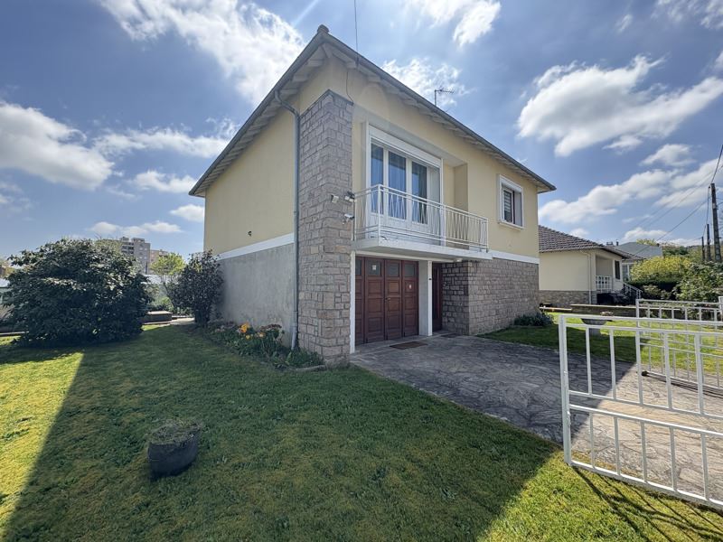 Vente Maison GUERET - 5 pièces -111 m² - (23000)