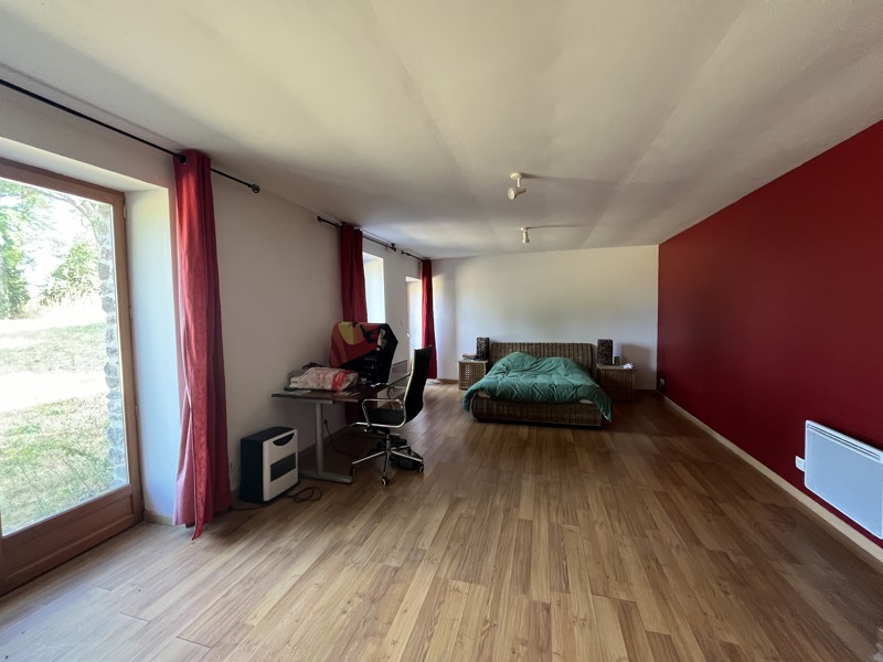 Vente Maison CRESSAT - 6 pièces -168 m² - (23140)