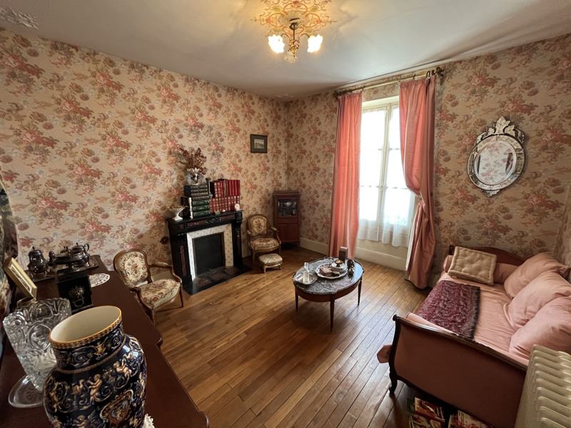 Vente Maison GUERET - 7 pièces -182 m² - (23000)