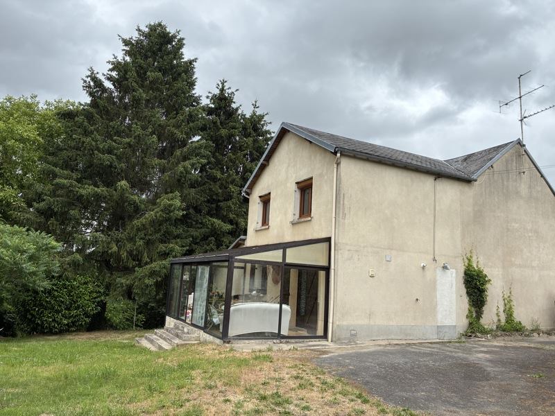 Vente Maison ST FIEL - 5 pièces -108 m² - (23000)