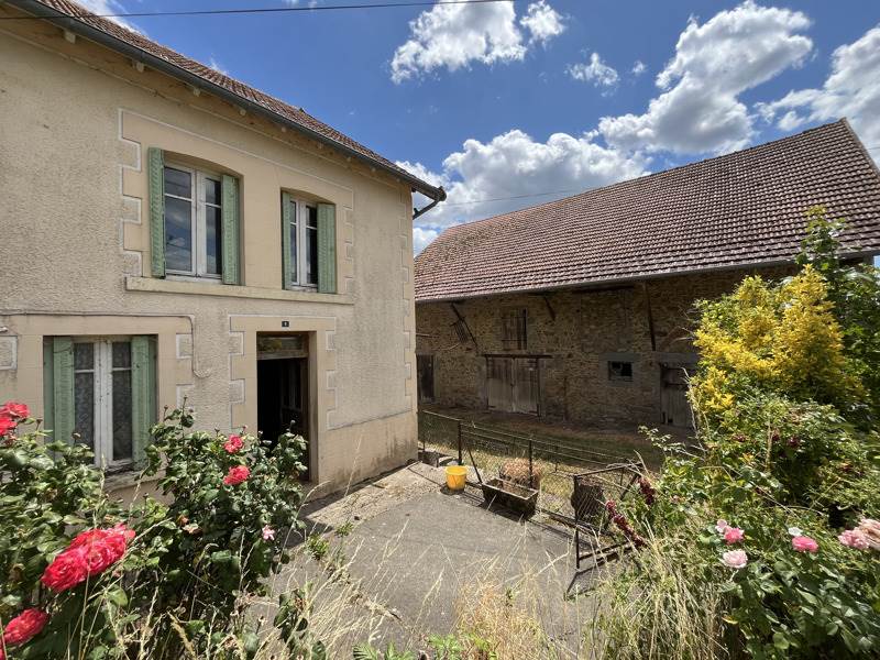 Vente Maison MONTAIGUT LE BLANC - 6 pièces -115 m² - (23320)