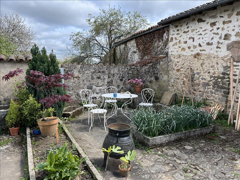 Vente Maison BLANZAC - 3 pièces -120 m² - (87300)