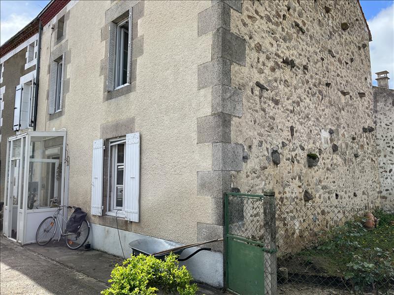 Vente Maison BLANZAC - 3 pièces -120 m² - (87300)