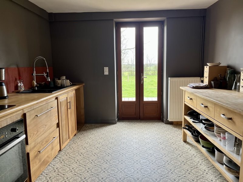 Vente Maison ST OUEN SUR GARTEMPE - 7 pièces -205 m² - (87300)