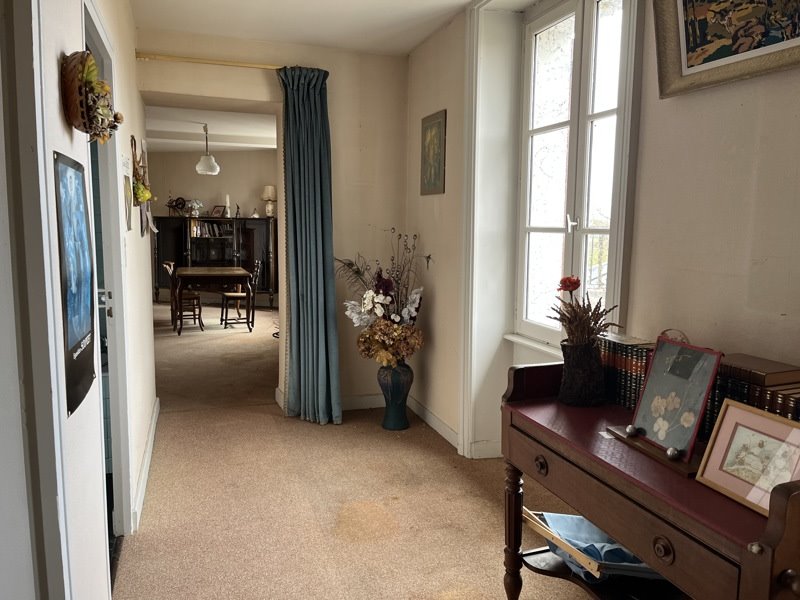 Vente Maison VAL D ISSOIRE - 10 pièces -237 m² - (87330)