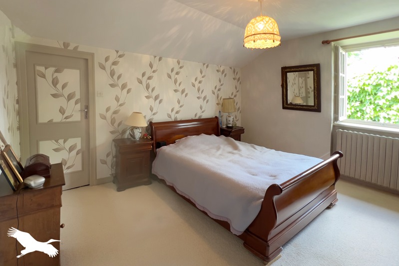 Vente Maison Saint-Junien-les-Combes - 5 pièces -140 m² - (87300)