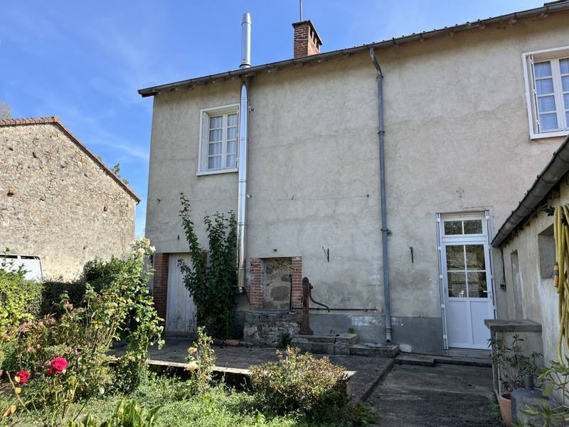 Vente Maison Oradour-Saint-Genest - 4 pièces -99 m² - (87210)
