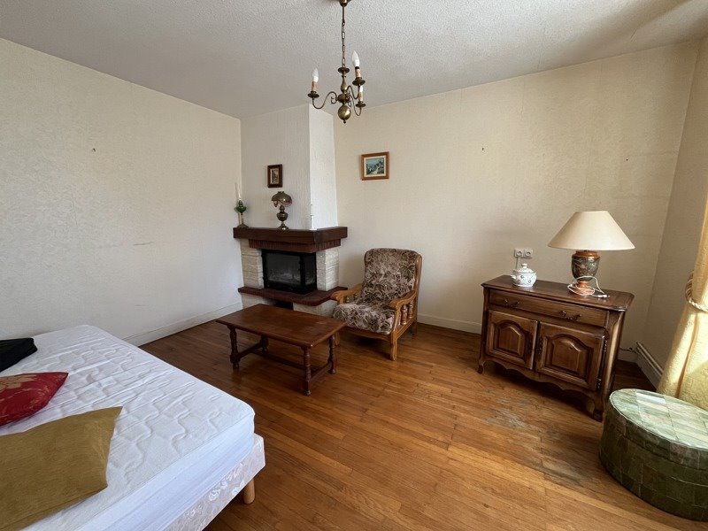 Vente Maison Oradour-Saint-Genest - 4 pièces -99 m² - (87210)