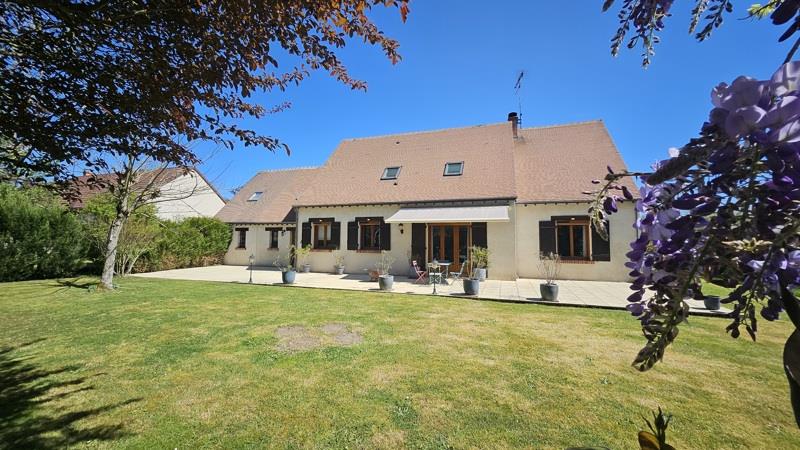 Vente Maison ROMORANTIN LANTHENAY - 10 pièces -200 m² - (41200)