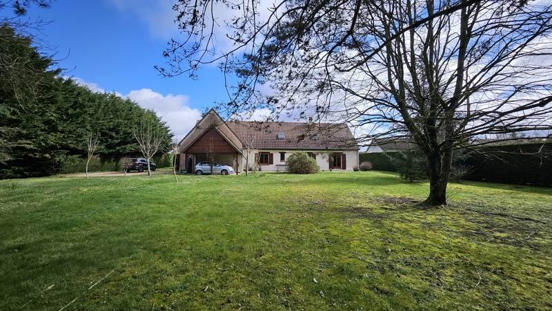 Vente Maison ROMORANTIN LANTHENAY - 8 pièces -254 m² - (41200)