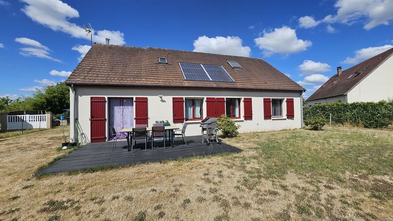 Maison 5 pièces 136 m² · à Selles-Saint-Denis · 136 m² · 205 000 €