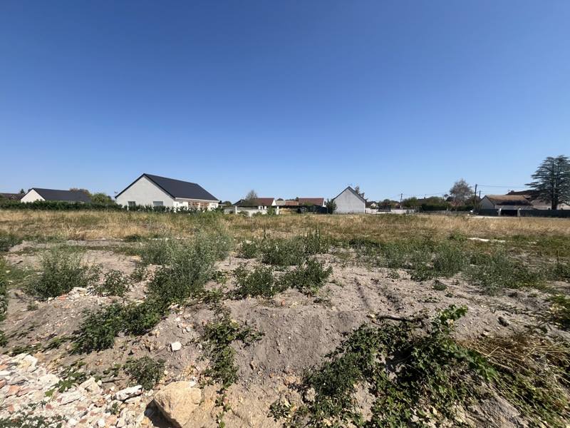 Terrain · à Pruniers-en-Sologne · 48 000 €