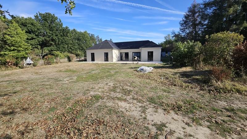 Maison 6 pièces 126 m² · à Villeherviers · 126 m² · 281 430 €