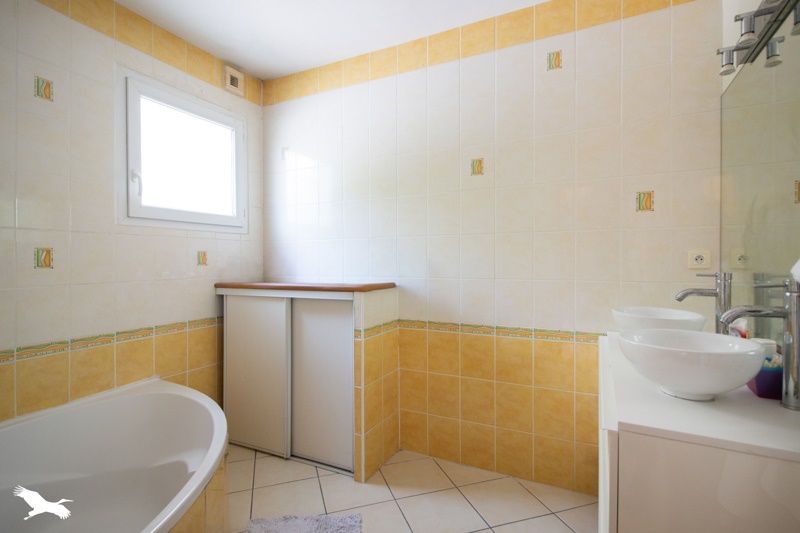 Vente Maison CASTETIS - 6 pièces -153 m² - (64300)