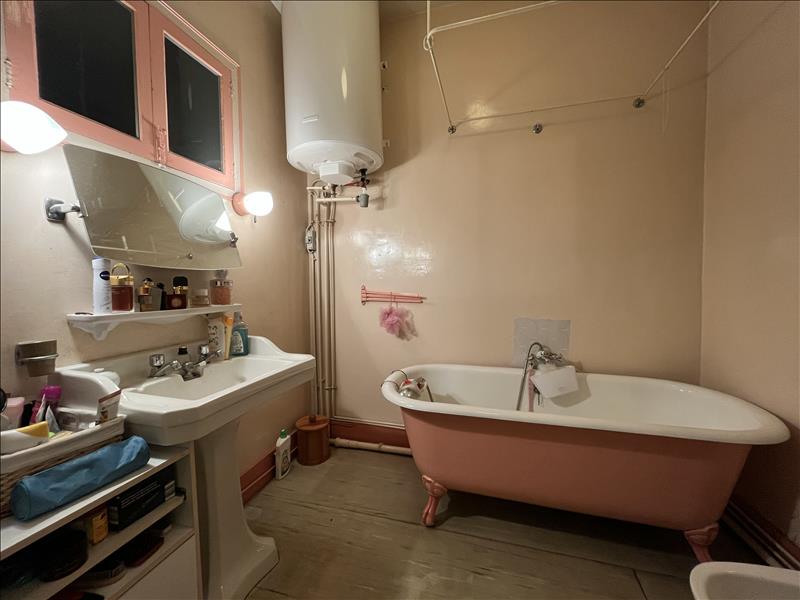 Vente Maison VIERZON - 5 pièces -120 m² - (18100)