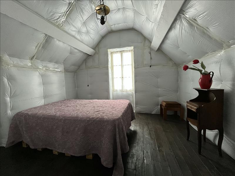 Vente Maison VIERZON - 5 pièces -120 m² - (18100)